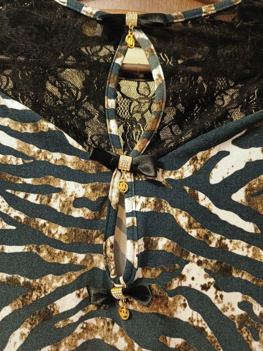 Продам  гарненьку  сукню