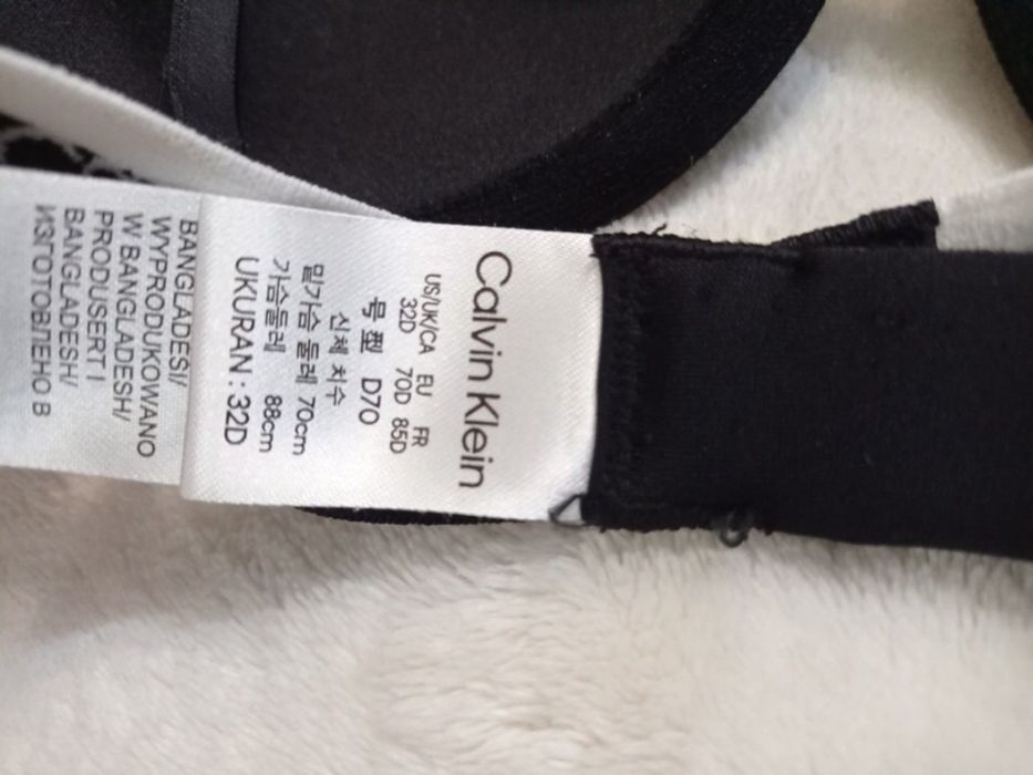 Бюстгальтер бренду Calvin Klein