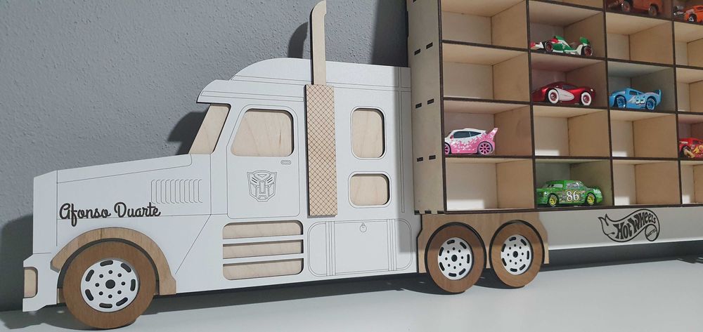 Suporte para carrinhos personalizado