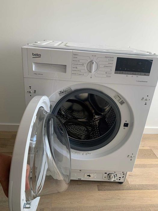 Vendo Máquina de Lavar Roupa BEKO WITV 8712 XW0R (8 kg - 1400 rpm)