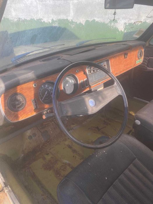 Austin Maxi 1750 de 1972 para recuperar ou peças — photo 3