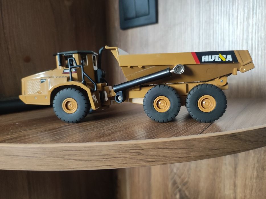 Самосвал Huina  Toys 1712