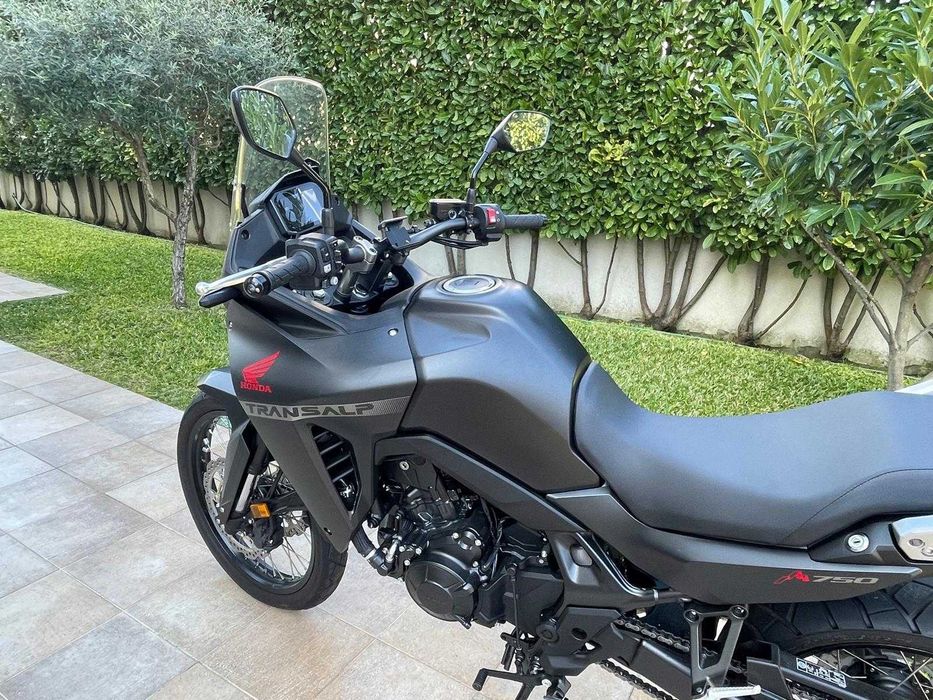 Honda transalp 750 01/2024