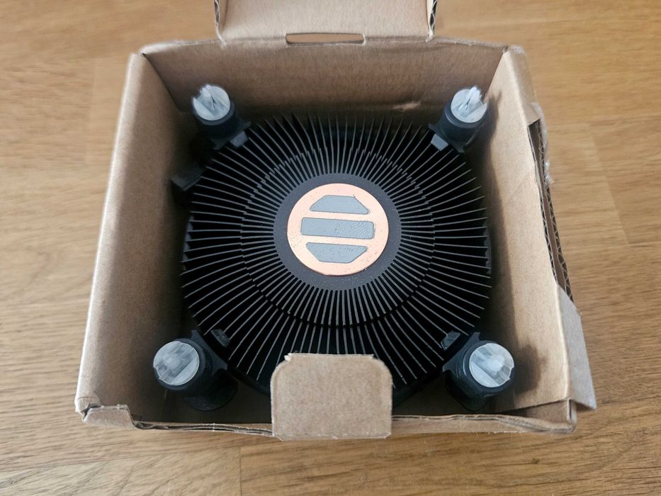 Intel Core i9-13900T ES, Socket LGA1700 + Intel Fan and Cooler64739925689089124