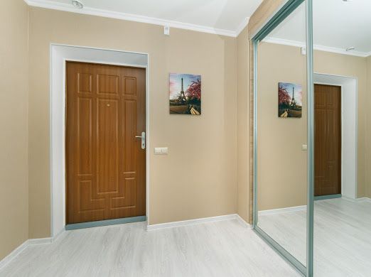 Квартира 1-комнатная люкс посуточно почасово метро Позняки Харьковская