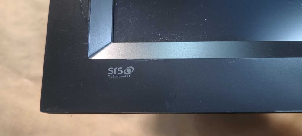 Monitor Samsung 32 Przemysłowy LAN/HDMI ,Athlon X2 Dual-Core  3 Sztuki