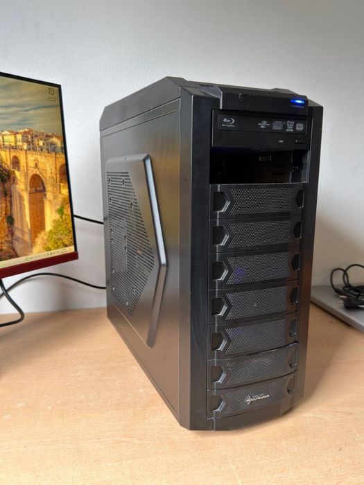 Игровой компьютер AMD Ryzen 7 5700G / 16 ГБ / SSD 1 ТБ / RTX 3060 12 ГБ