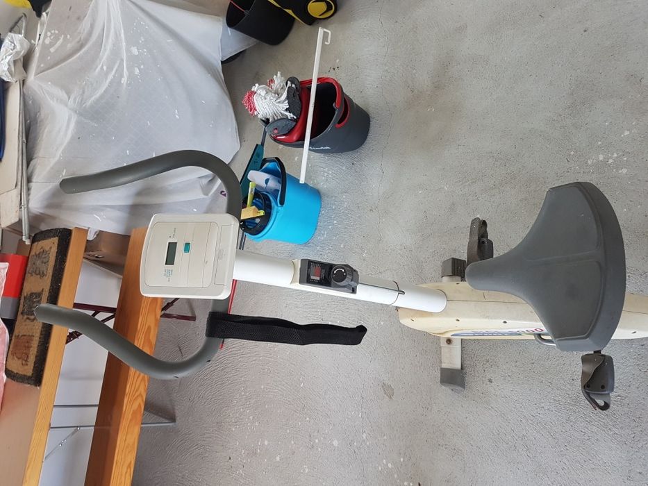 Banco de abdominais e bicicleta64286266458115123