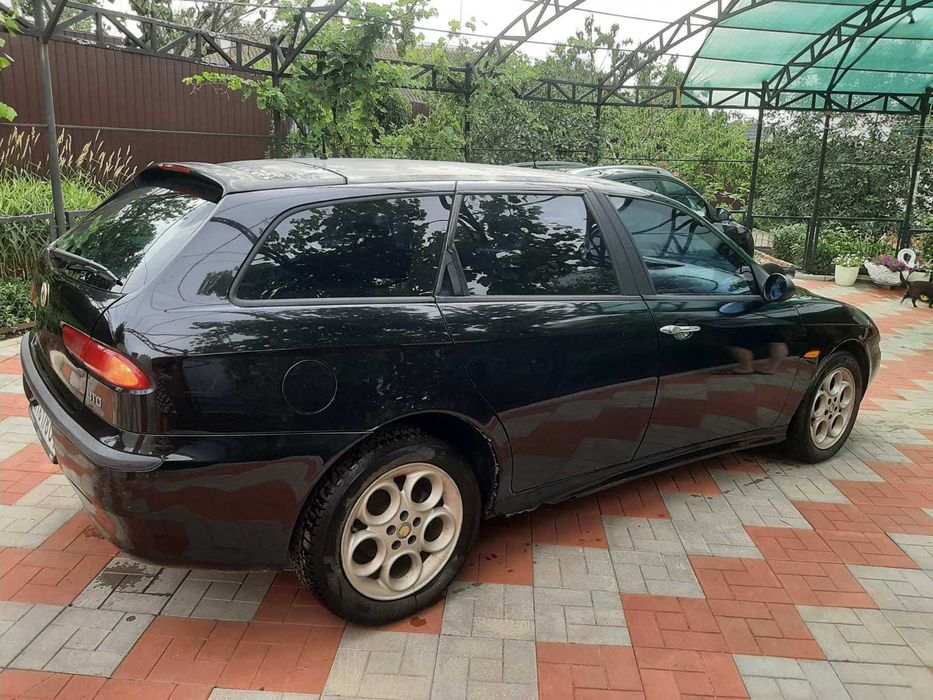 Продам авто ALFA Romeo 2001р