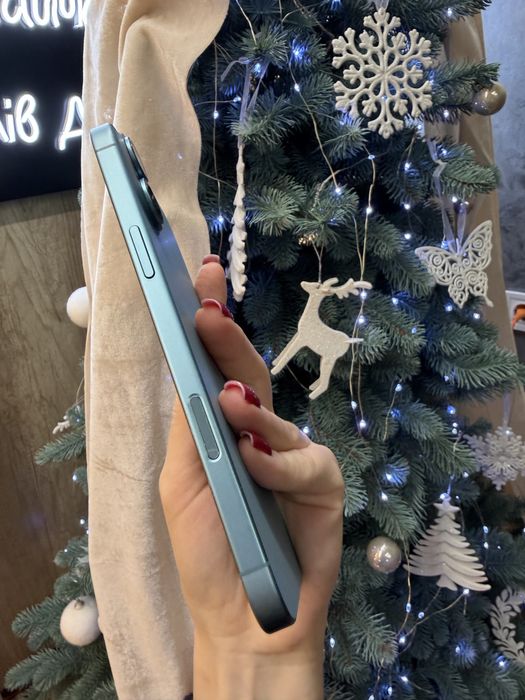 Used IPHONE 16Plus 128 Teal Neverlock Костюшка,5 igrand