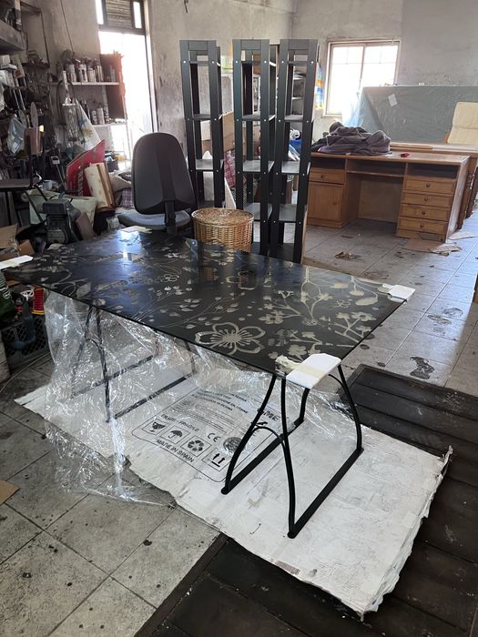 Mesa Vidro com Relevo