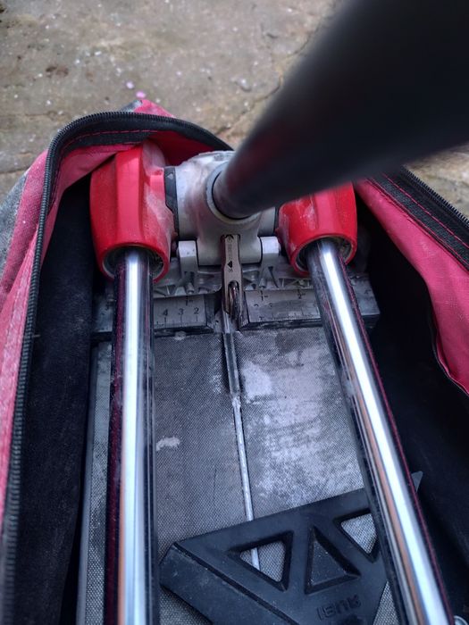 Cortador de cerâmica ruby 1000