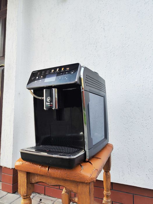 Кавомашина кофемашина Saeco GranAroma SM6580
