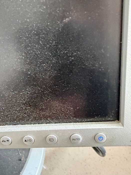 Монитор Samsung 740n