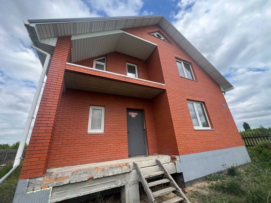 Продається сучасний будинок в Тяжилові