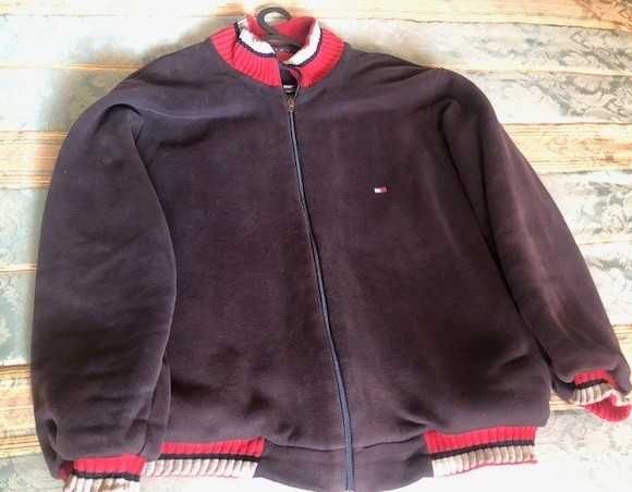 Casaco de homem (sweatshirt) azul, da marca Tommy Hilfiger