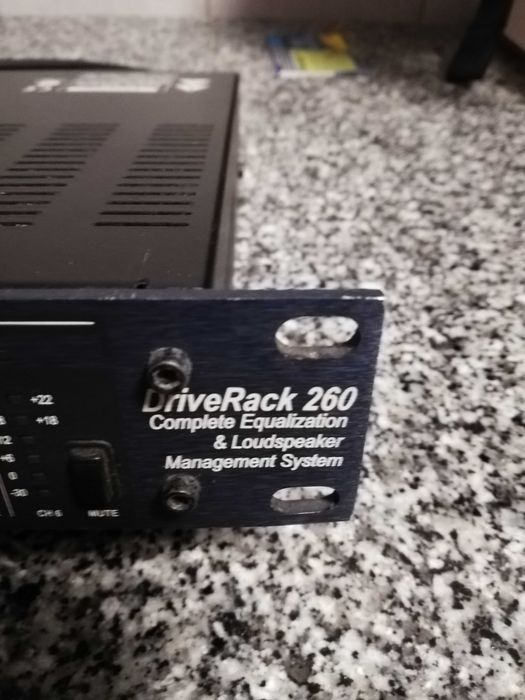 processador dbx driveRack 260