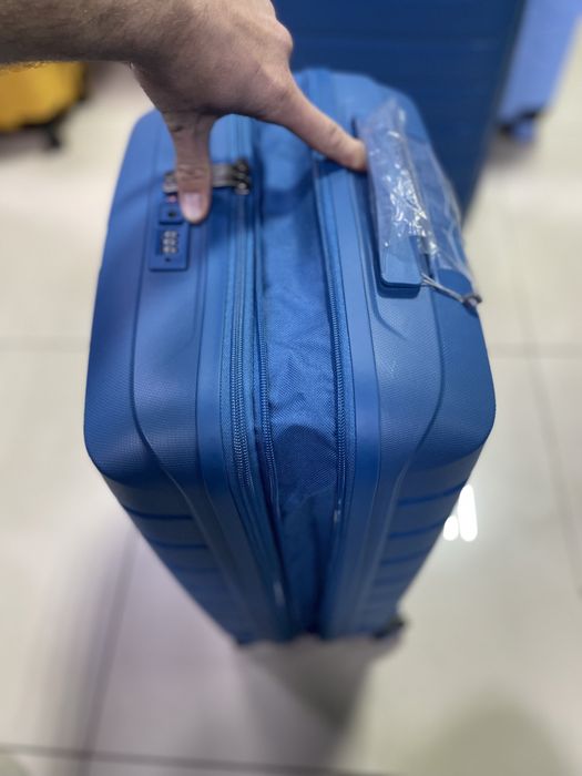 Легка валіза з розширеням Ronacato ( Італія )