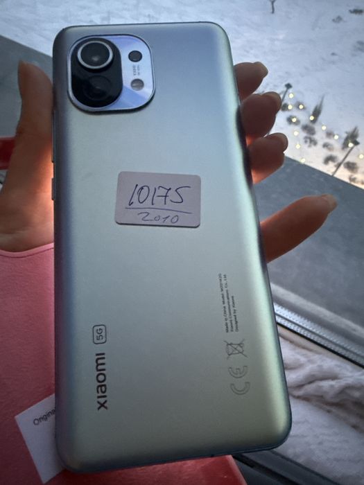 Xiaomi Mi 11 (модель M2011K2G), 8/256 ГБ