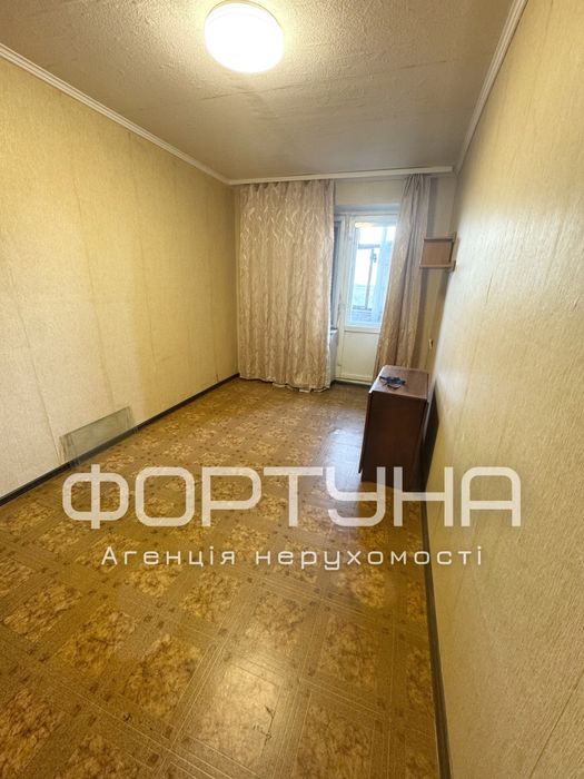 Двокімнатна 52м2, ЦЕГЛА, два балкони!