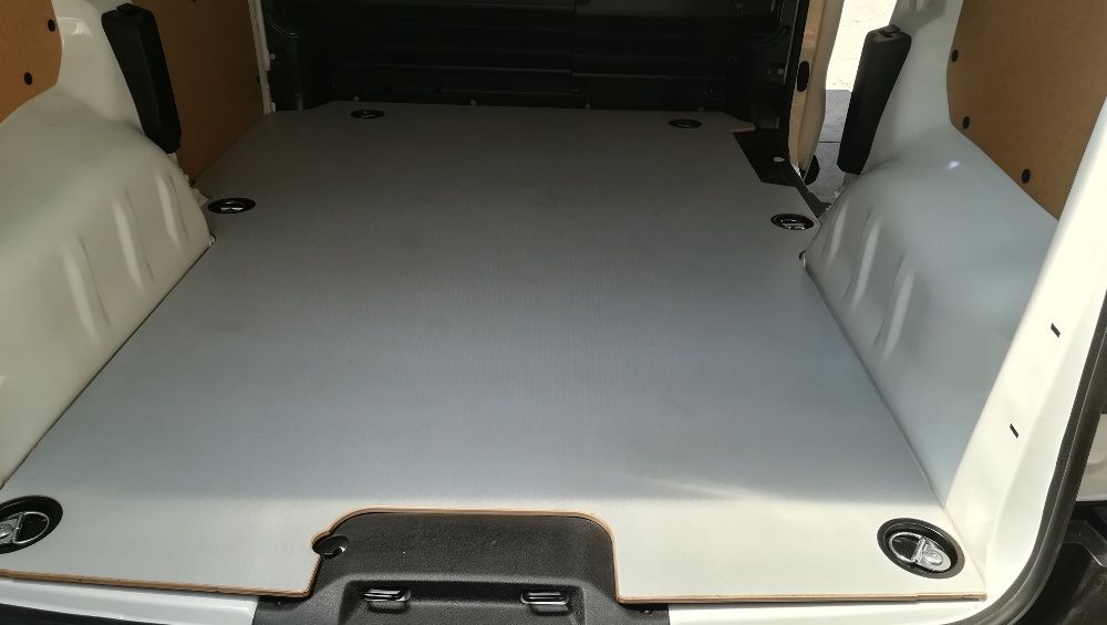 Zabudowa busa podłoga do Opel COMBO L2