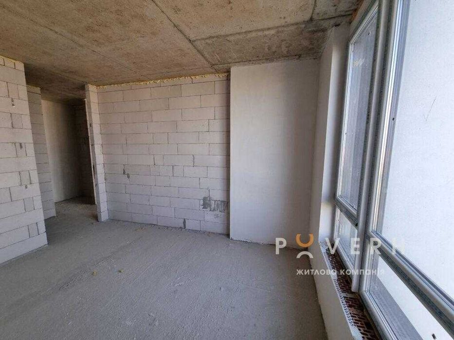 Продаж квартири в жк Манхетен з великою кухнею