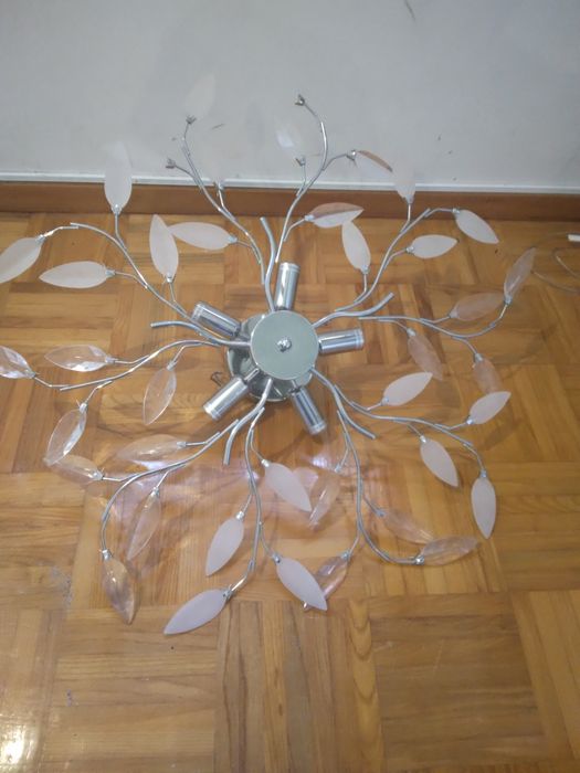 Vendo candeeiro de 3 lâmpadas.