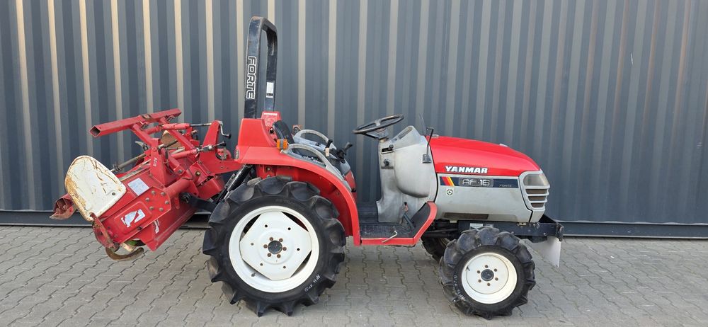 Traktorek ogrodowy 4x4 Yanmar Forte AF-16 sadowniczy komunalny rewers , glebogryzarka