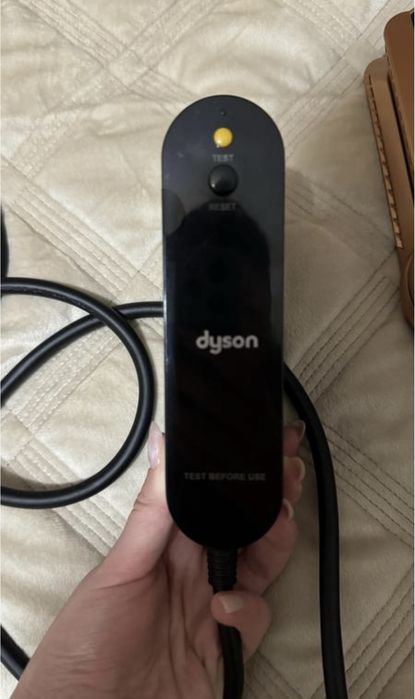 Фен -випрямляч dyson airstrait