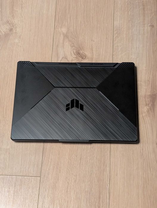 Asus Tuf Gaming A15 RTX3060 Ryzen 7 5800H 32GB ramu Win 11