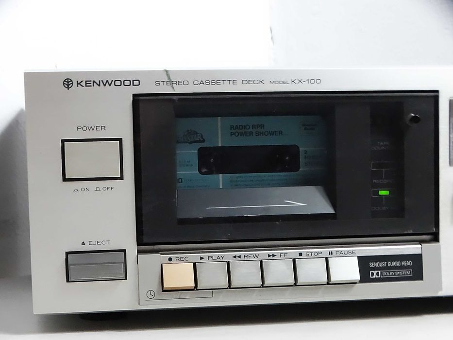 Magnetofon kasetowy KENWOOD KX-100 – Uszkodzony / Na części / Do naprawy