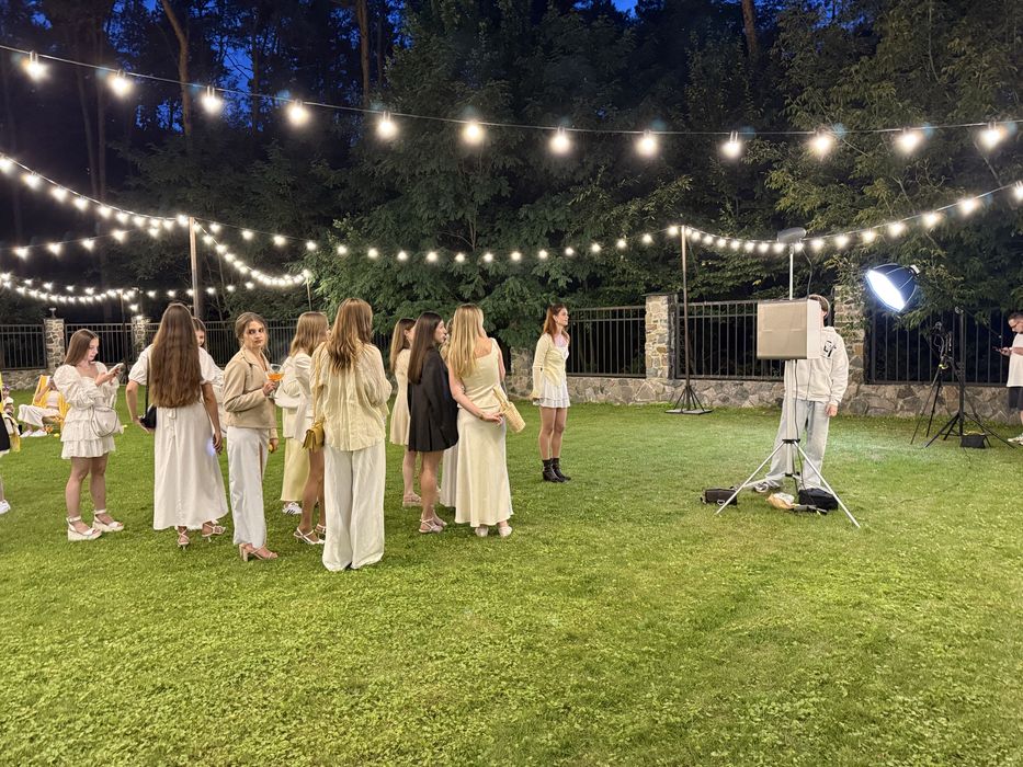 WOW-атракціони фотобокс фотобудка фотокабина