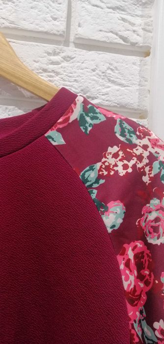 Bluza z motywem kwiatowym r. M/L