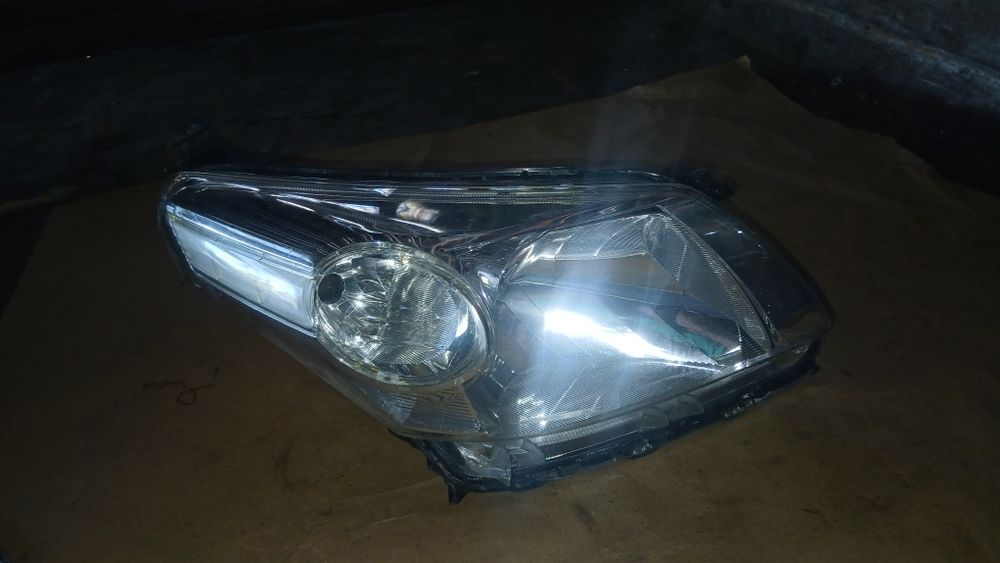 Farol Toyota Urban Cruisser 2007 a 2016