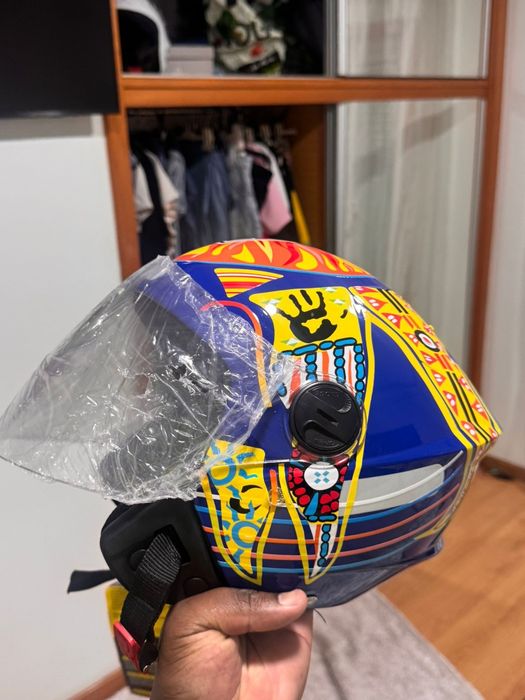 Vendo capacete novo agv