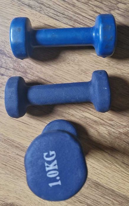 Hantle 1kg 3 sztuki