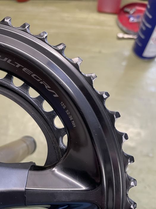 Mechanizm korbowy ultegra z pomiarem mocy