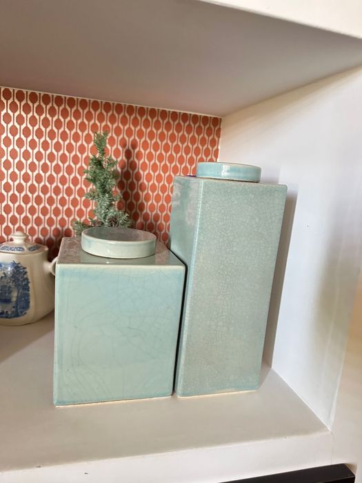 Peças azuis de decoração