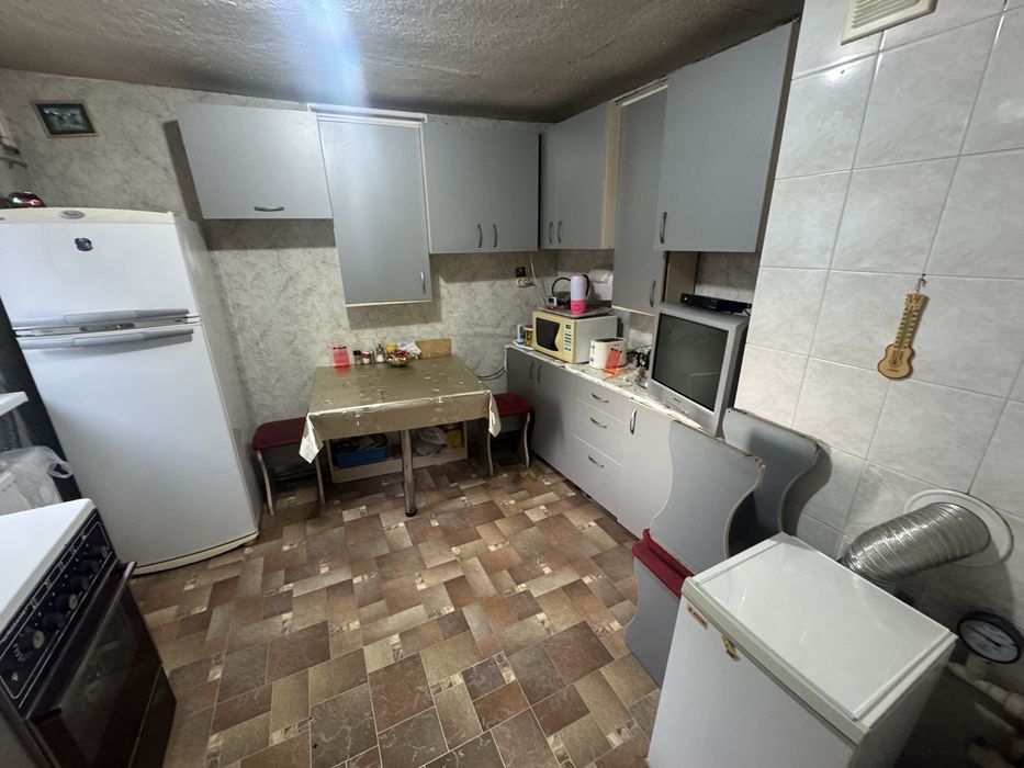 Продам чястину будинку з окремим подвірʼям