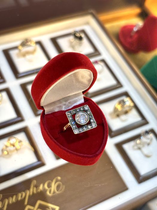 Stary Pierścionek w stylu Art Deco z brylantem 1,25ct