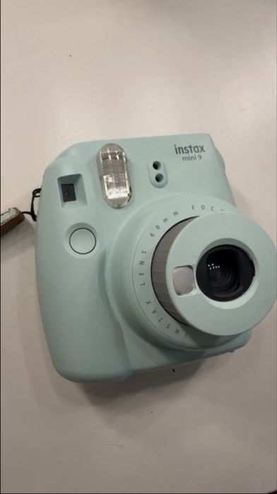 Fujifilm Instax Mini 9