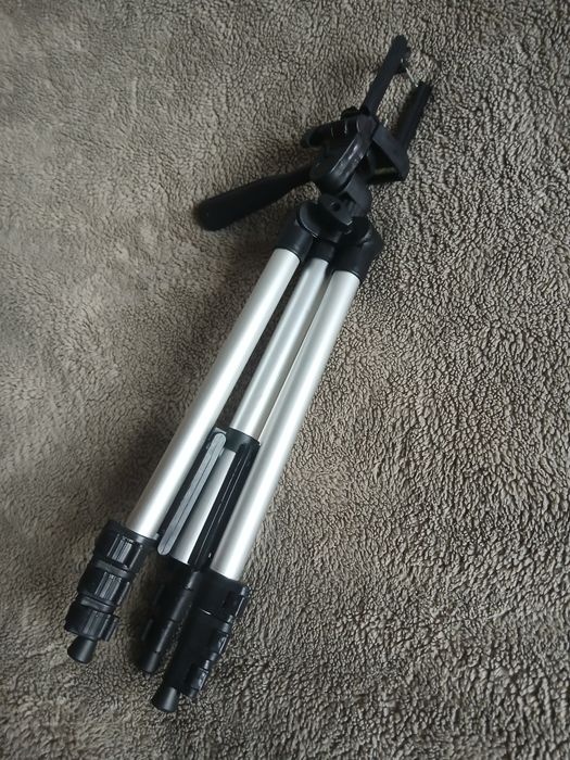 Штатив для телефону