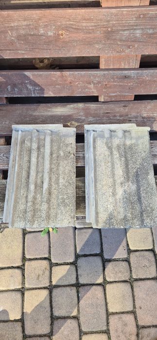 Dachówka betonowe szara.