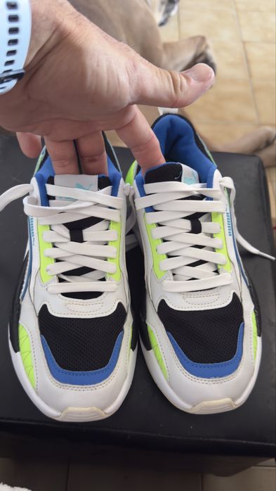 Tenis Puma Branco/Azul/Verde Neon