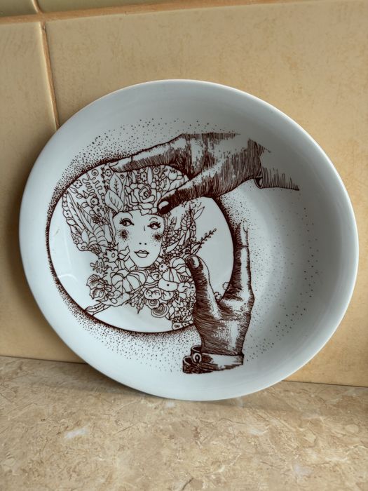 Talerz ozdobny z porcelany Wawel