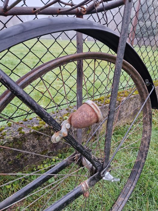 Stary zabytkowy przedwojenny polski rower rybowski Kamiński łucznik