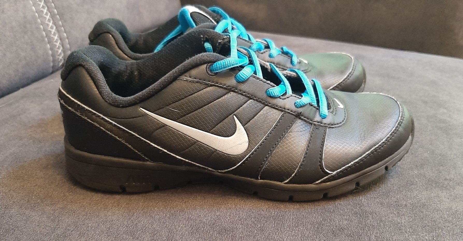 NIKE buty treningowe AIR TOTAL CORE TR LEA Olsztyn OLX.pl