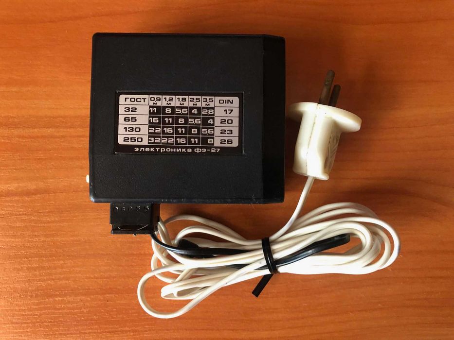 Фотовспышка “Электроника ФЭ-27”