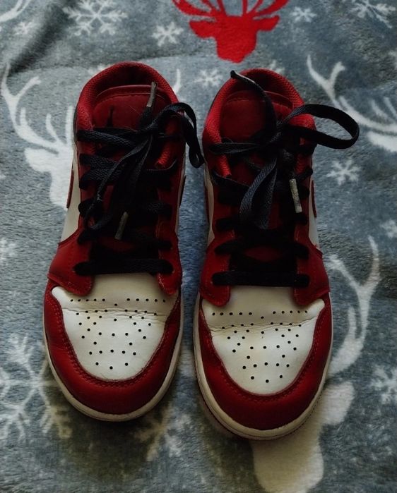 Czerwono- Czarne buty Nike Air Jordan 1 Low