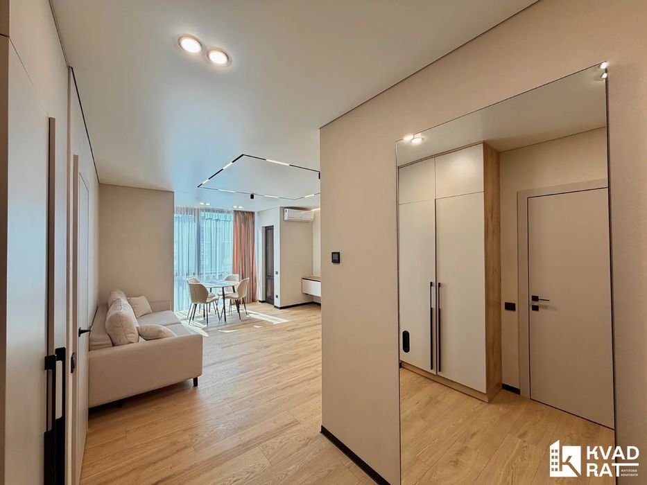 Продаж дизайнерської 1-кімнатної квартири | ЖК Manhattan | 53,8 м²